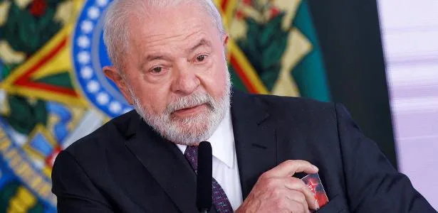 Campanha de Lula comemora repercussão, mesmo que negativa, de Bolsa Família