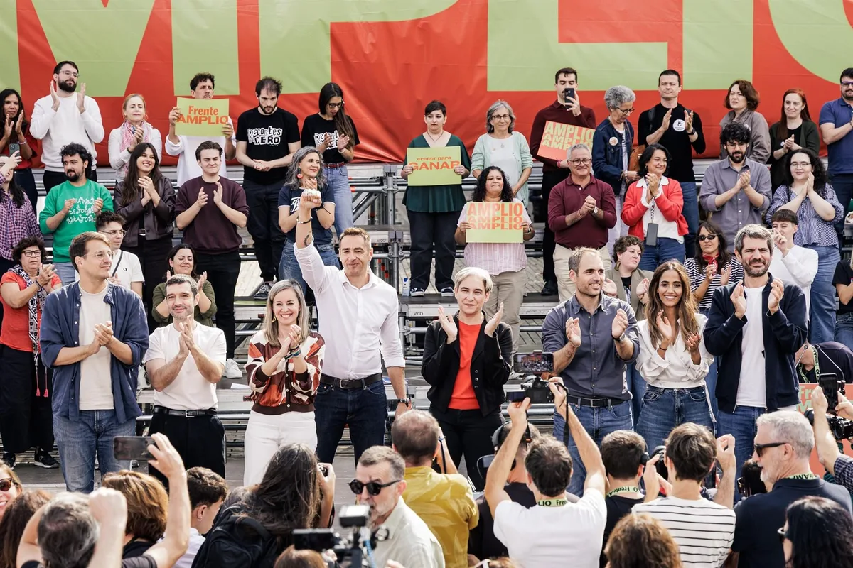 Frente Amplio y Sumar, diferencias y similitudes a la hora de gestar una gran coalición de izquierdas