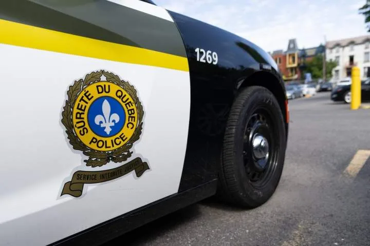 Teen in hospital after moped-vehicle collision, Quebec police seeking witnesses