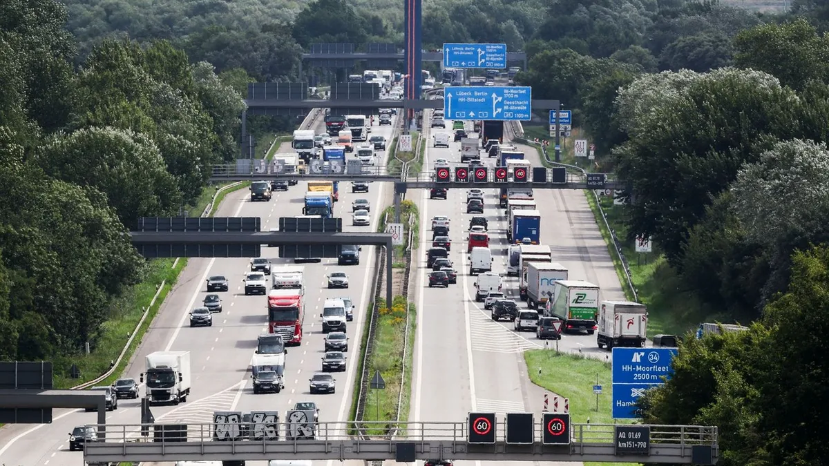Verkehr: A1 wird voll gesperrt - lange Staus rund um Hamburg erwartet