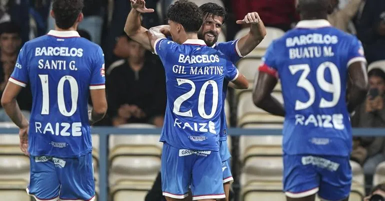 Gil Vicente em "pleno" ao bater o lanterna-vermelha Casa Pia