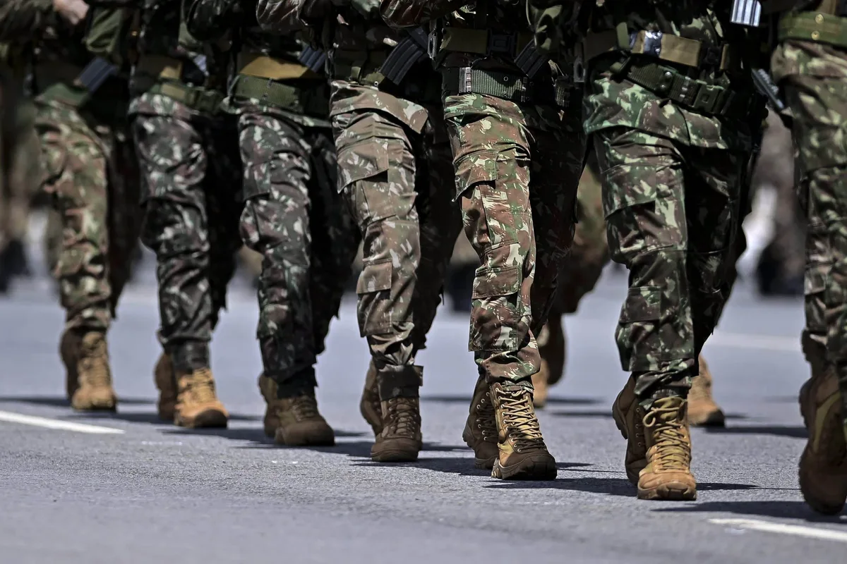 Exército reduz em mais de 50% presença de militares na disputa eleitoral de 2026