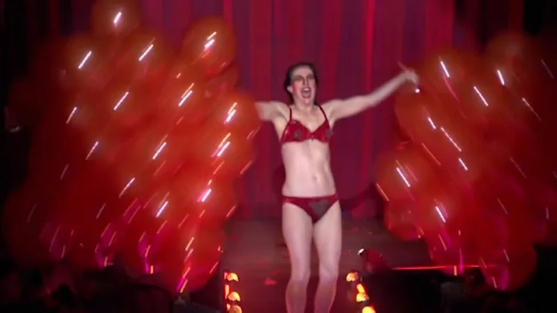 Divas, dance and decadence