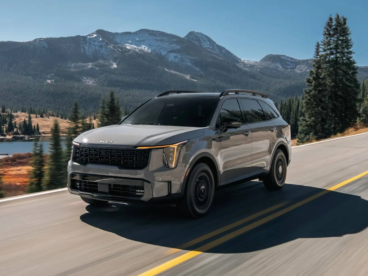 Kia Sorento 2026 de sete lugares e motor a diesel chega ao Brasil