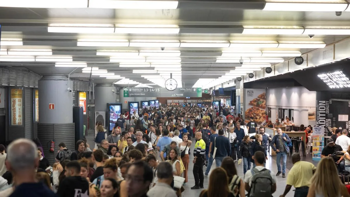Retrasos en los trenes entre Madrid y Barcelona por el incendio del lunes