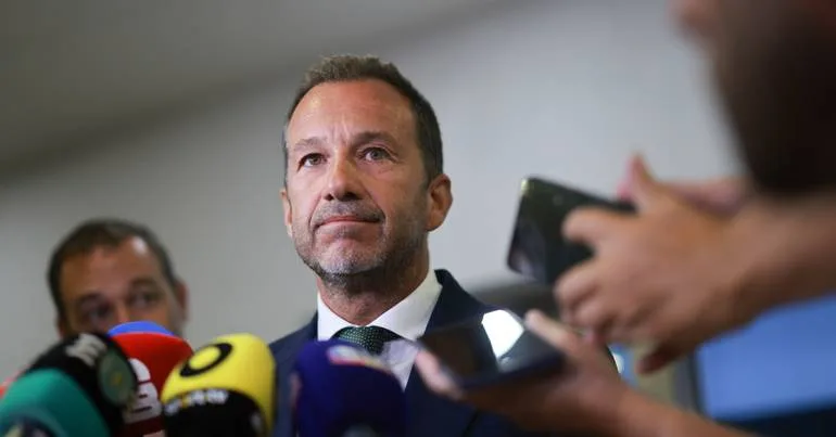 "Três jogos com automutilações que não podem acontecer"