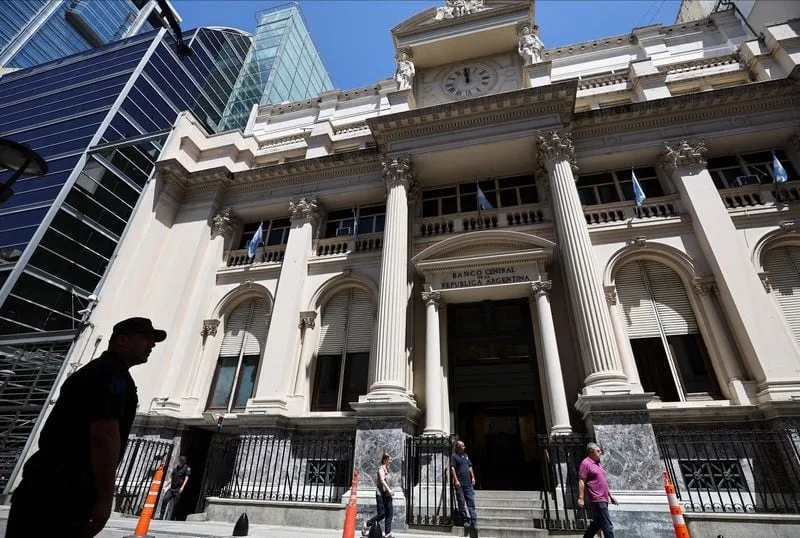 La revolución de los dólares y el rol del Banco Central