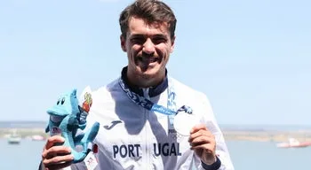 Taranto2026. Tiago Maciel dá terceira medalha à canoagem