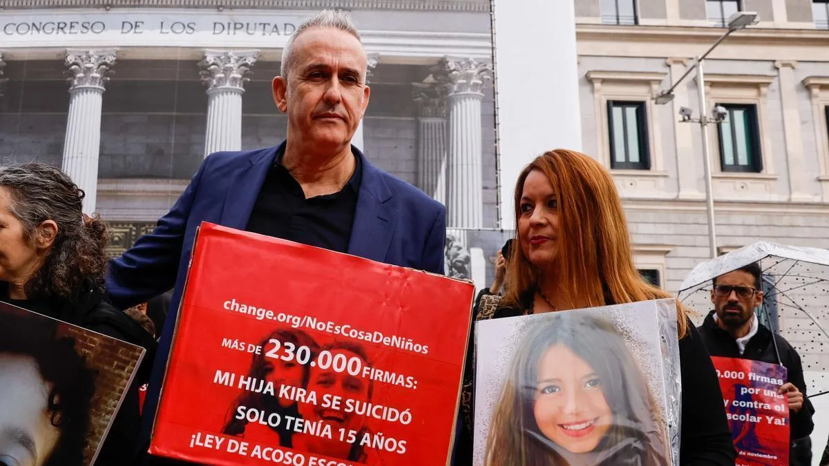 La escuela Pare Manyanet demanda a las familias de dos exalumnos que se suicidaron