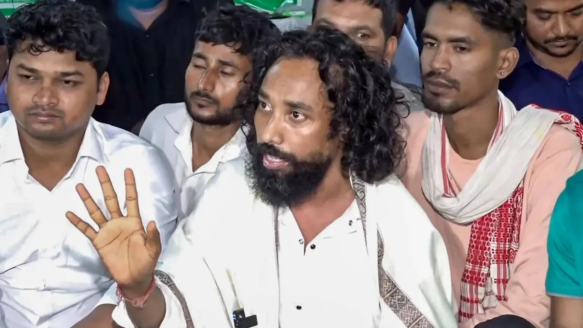 Jharkhand students suspend 26-day protest over JPSC-JSSC exam; give 2-month ultimatum to Soren govt