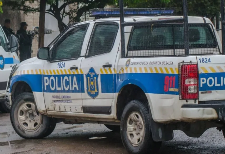 Un policía atropelló a una mujer cuando manejaba borracho en Salta y será imputado este jueves