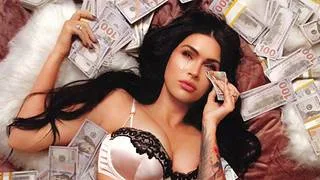Megan Fox lanza su propia web erótica y colapsa internet en minutos