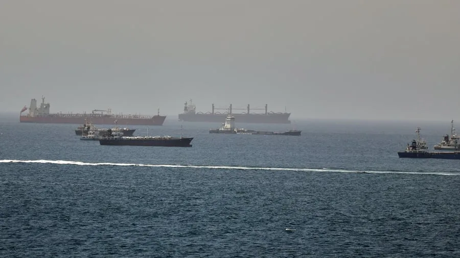 +++ Iran-Krieg +++: Erneut Tanker in Straße von Hormus angegriffen