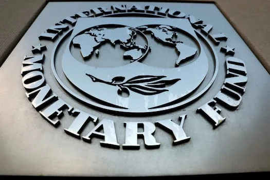 Resistance to Bolivian IMF deal grows as groups meet over fuel crisis