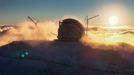 Extremely Large Telescope nach Schneesturm: Aufnahmen zeigen weiße Atacama-Wüste