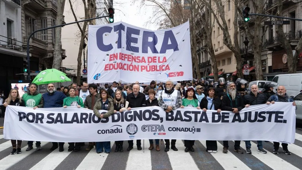 Sin acuerdo salarial, los gremios universitarios anuncian 23 días de paro y una nueva Marcha Federal