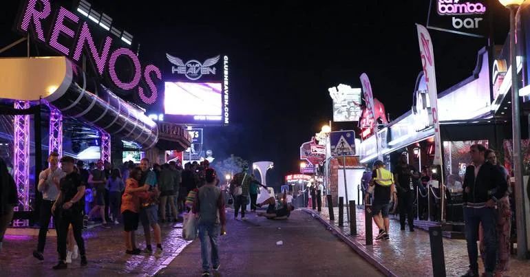 "Nem me apercebi que o carro se aproximava", recorda turista