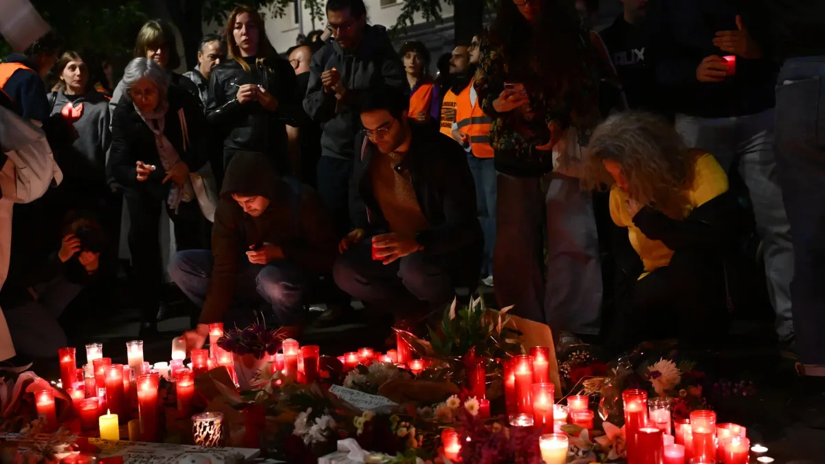 Reacciones a la muerte de Maricarmen y decretos de vivienda, en directo | CCOO y UGT convocan este viernes un minuto de silencio por Maricarmen en los centros de trabajo
