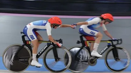 Marion Borras et Clara Copponi remportent la médaille d'argent dans la course à l'américaine aux Mondiaux de cyclisme sur piste