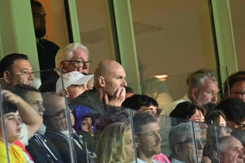 Zinédine Zidane présent à Bollaert pour le Trophée des champions entre Lens et le PSG