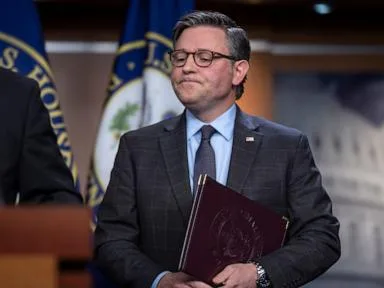 House passes short-term funding bill to avoid a shutdown before the election