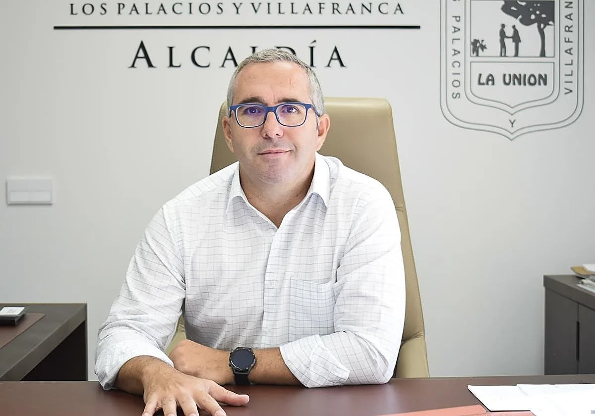 El Ayuntamiento de Los Palacios, gobernado por IU, convoca una concentración por Ceuta este martes