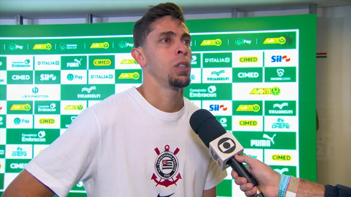 Gabriel Paulista chora e detona diretoria do Corinthians: "Vim pelo sonho, estou vivendo pesadelo"