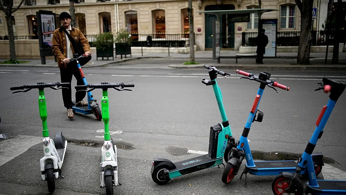 Paris endurece regras para trotinetes elétricas e outros veículos