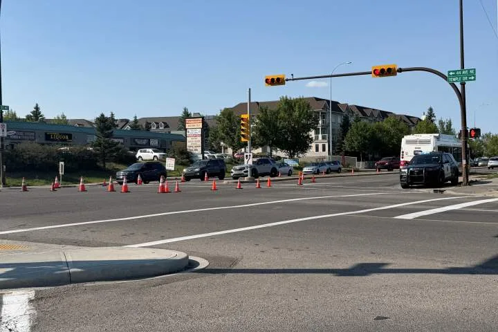 Pedestrian suffers critical injuries in northeast Calgary hit and run