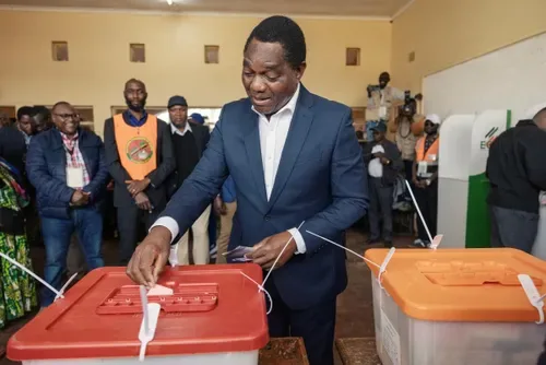 Zambia's Hichilema wins re-election with 60% of vote
