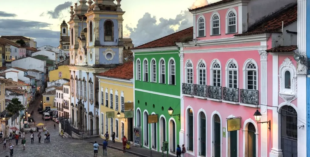 Bahia lidera turismo internacional no Nordeste em 2026