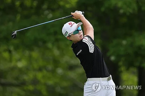 김효주, LPGA 투어 FM 챔피언십 2R서 공동 선두로 도약