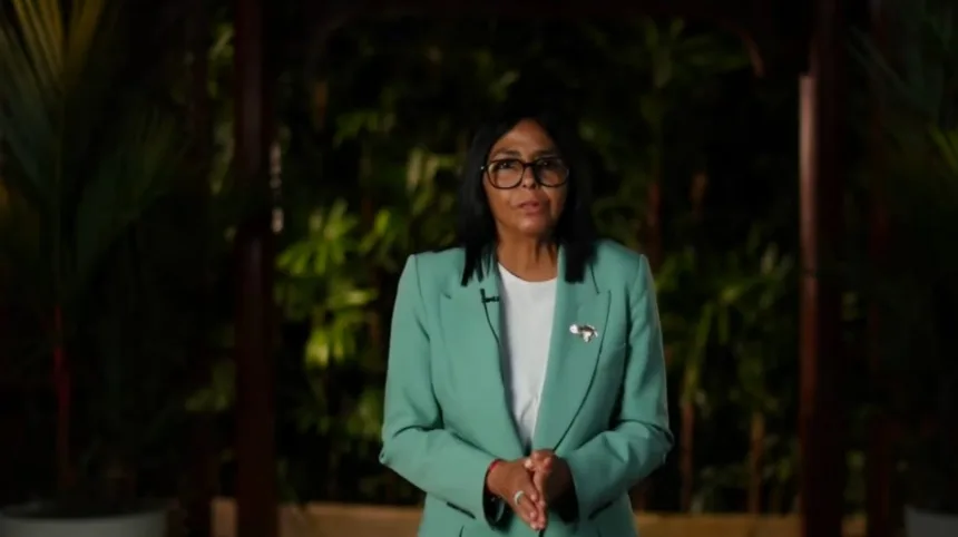 VIDEO: Delcy Rodríguez dice que adjudicarán más de 4.000 viviendas antes de finalizar el año a damnificados por los terremotos