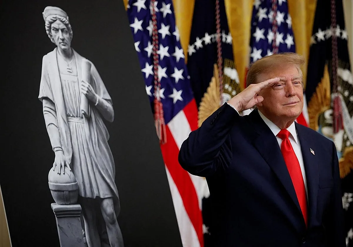 Trump rehabilita a Cristóbal Colón: «Es un héroe, lo digo con orgullo»