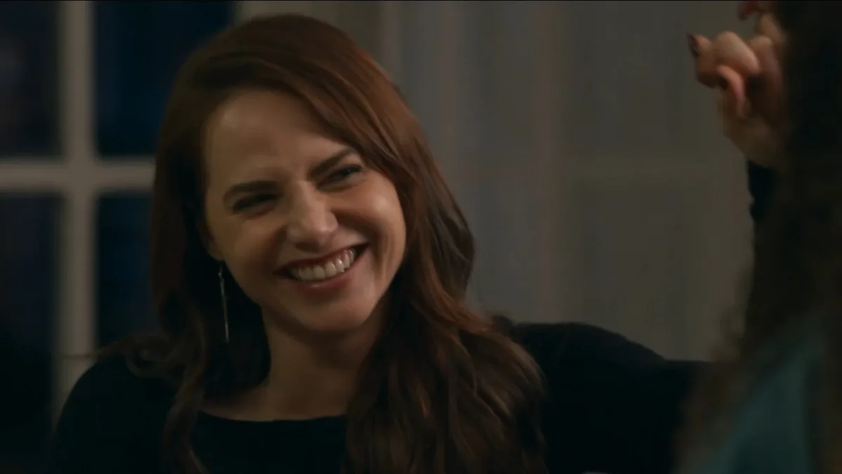 Quem Ama Cuida: Saiba como será apresentação de Adriana como nova sócia da joalheria Brandão Foto: Reprodução/TV Globo