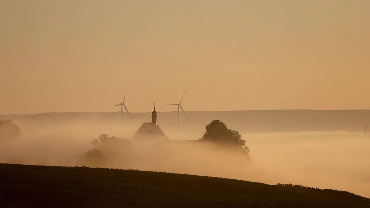 Wetter in Bayern: Regen und Gewitter im Osten – Wochenende bringt Sonne zurück