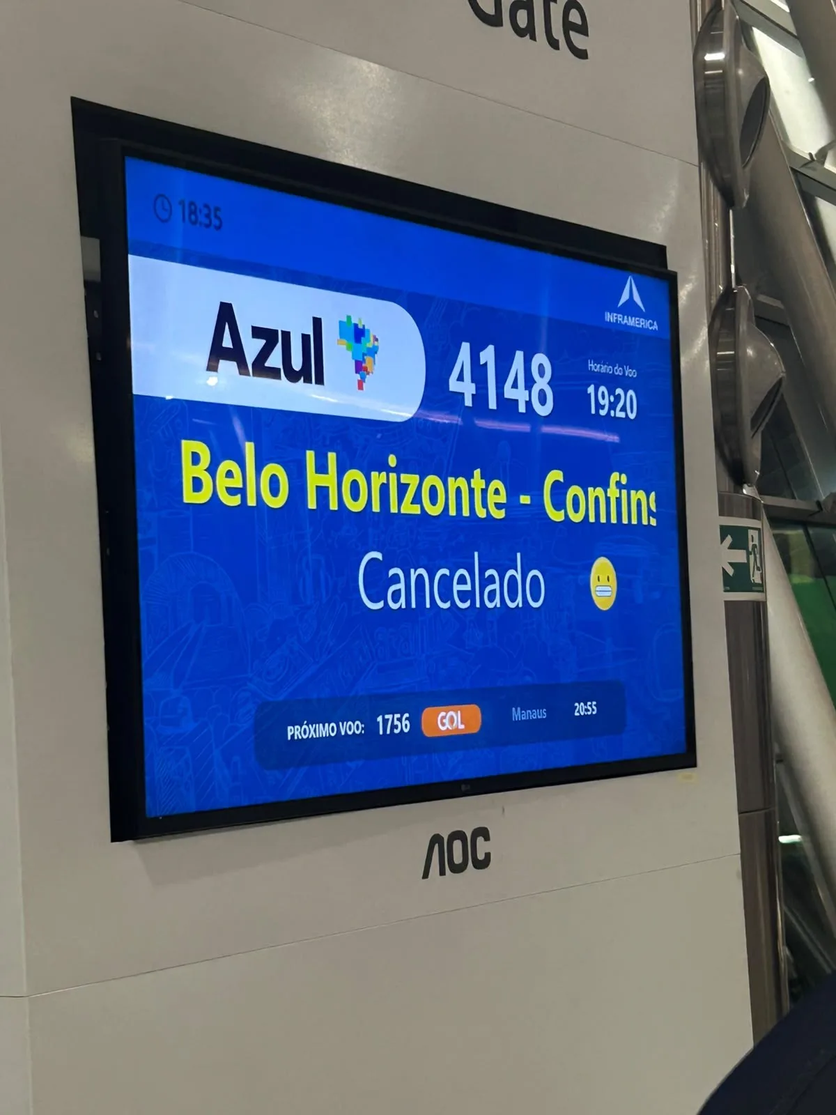 Pane em GPS afeta voos da Azul no Aeroporto de Brasília; passageiros reclamam de cancelamentos