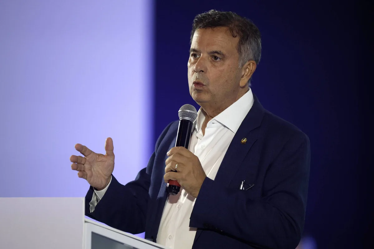 Campanha de Flávio quer mudar reforma tributária, mas não detalha como baixar IVA