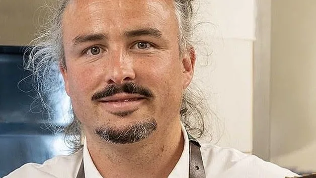 Chefs on Fire. Gil Fernandes leva o peixe português para as brasas e garante que o fine dining não morreu