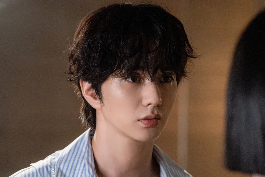 Yoo Seung Ho Reveals His Two-Faced Nature In “Flex x Cop 2”