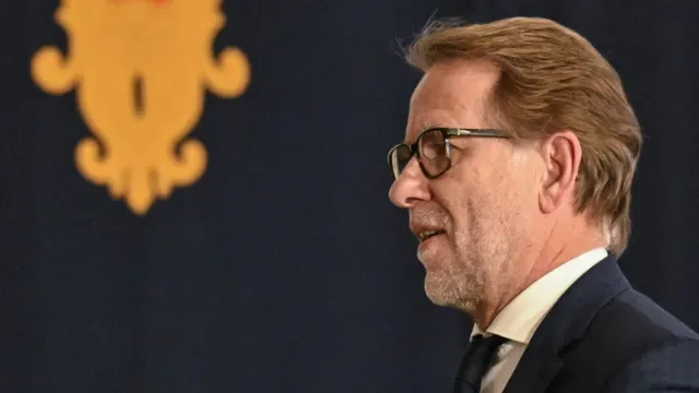 À terceira é de vez? Chega faz novo pedido para CPI a Neves, a do JPP cai