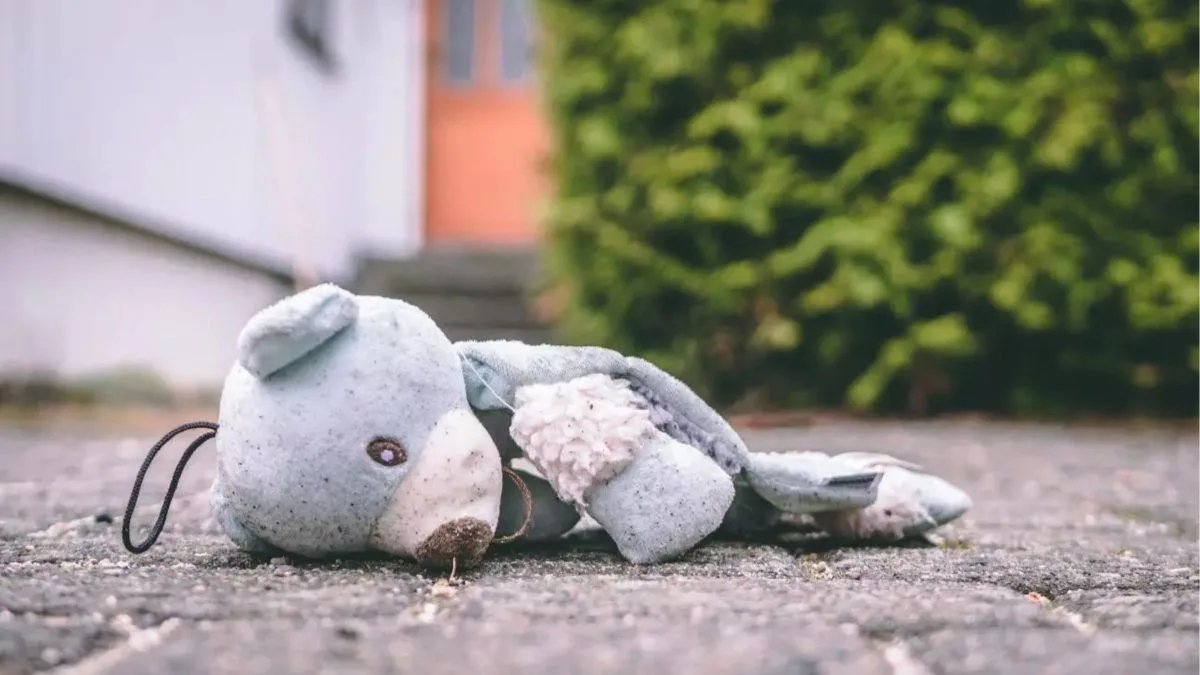 Avó e companheiro são condenados após homem abusar de menina de 12 anos em SC