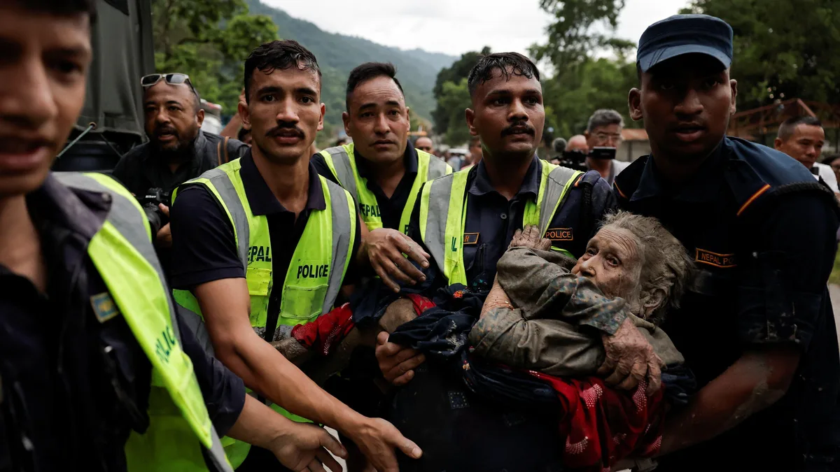 Enchentes no Nepal e no Tibet: o que se sabe sobre a tragédia que deixou mortos e centenas de desaparecidos