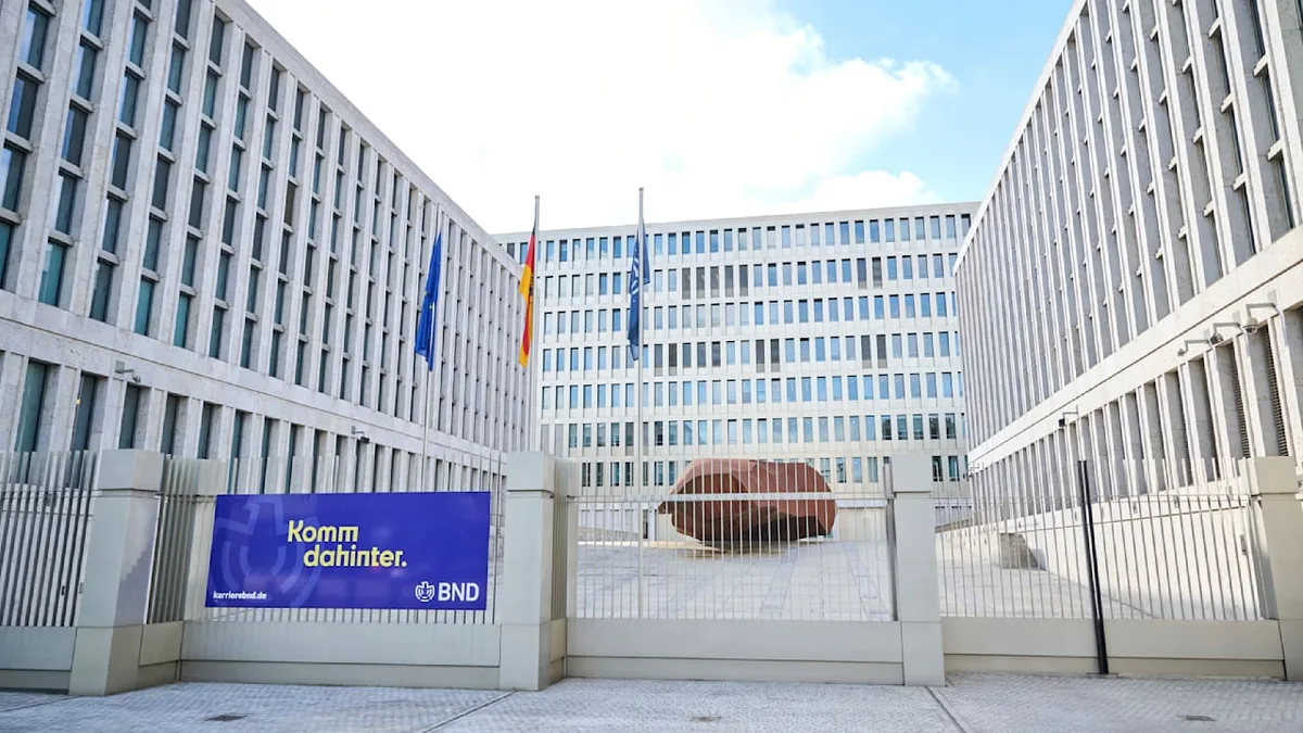 Brisanter Prüfbericht enthüllt - Geheimdienst-Kontrolle mangelhaft!
