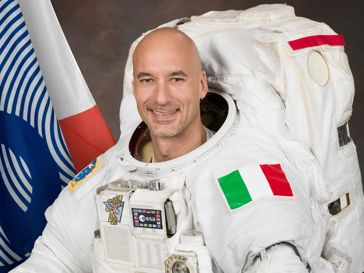Luca Parmitano, piloto de la misión Artemis III al ser presentado: “Espero tener algo italiano en el menú”