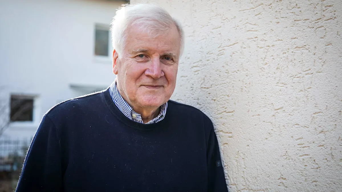 „Ständig neue, unerfüllte Versprechen“ - Seehofer rechnet mit Kanzler Merz ab