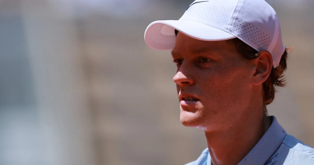 Jannik Sinner "triste y decepcionado" se bajó del US Open por lesión y el último Grand Slam del año se queda sin el 1 del mundo