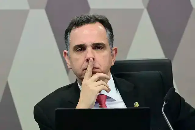 Pacheco troca Senado pelo TCU e segue no centro do poder em Brasília