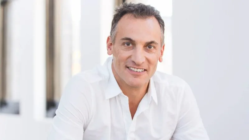 Millionaire media baron allowed to move interstate after allegedly attacking wife
