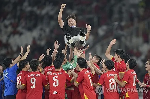 '김상식 매직' 베트남 축구대표팀, 태국 제치고 현대컵 첫 2연패